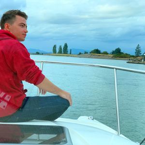 Meet your Posher, Connor